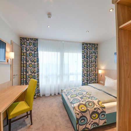 Ammi Hotel Garni Иннинг-ам-Аммерзе Экстерьер фото